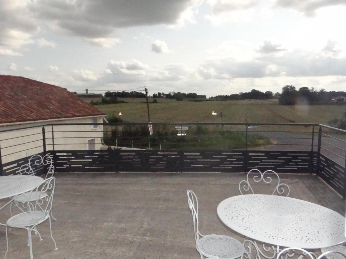 L'Oratori : Chambre La Gabarre Sérignac Buitenkant foto