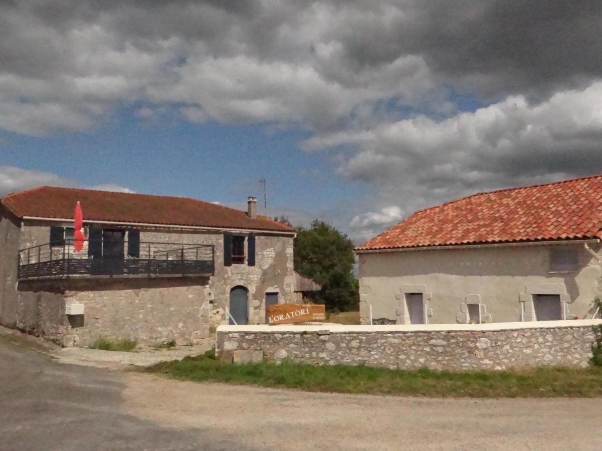 L'Oratori : Chambre La Gabarre Sérignac Buitenkant foto