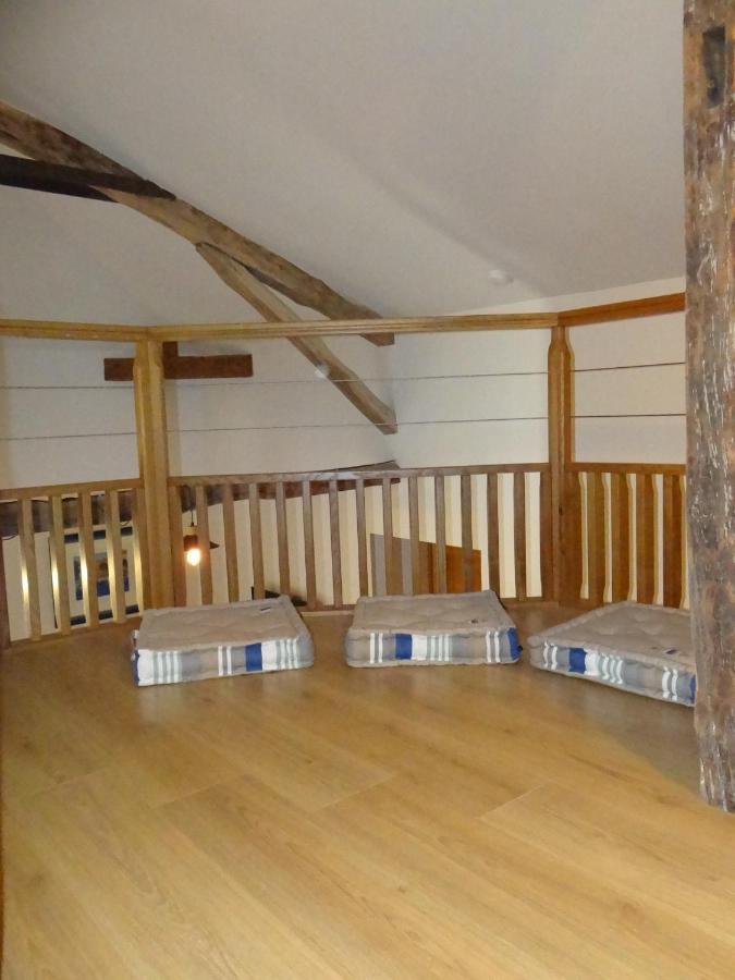 L'Oratori : Chambre La Gabarre Sérignac Buitenkant foto